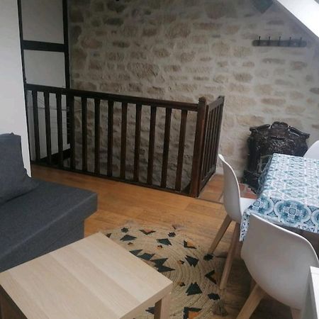 Le Charme De La Pierre Apartment Echarcon Екстериор снимка