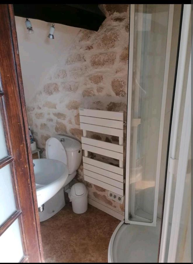 Le Charme De La Pierre Apartment Echarcon Екстериор снимка